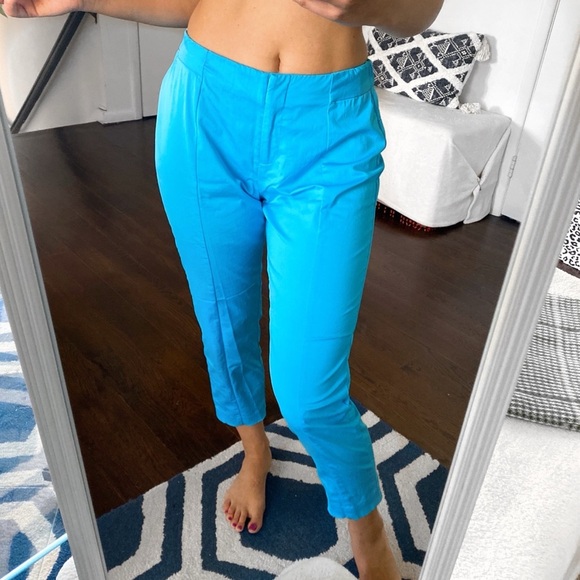 Vibrant Blue Cropped Ankle Pants with Relaxed Fit - Picture 4 of 8